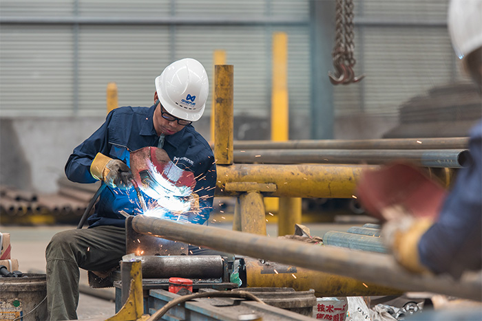 海东网架焊接车间